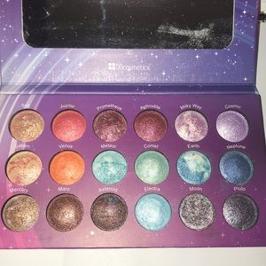 Bh Cosmetics Galaxy Chick Eyeshadow Palette